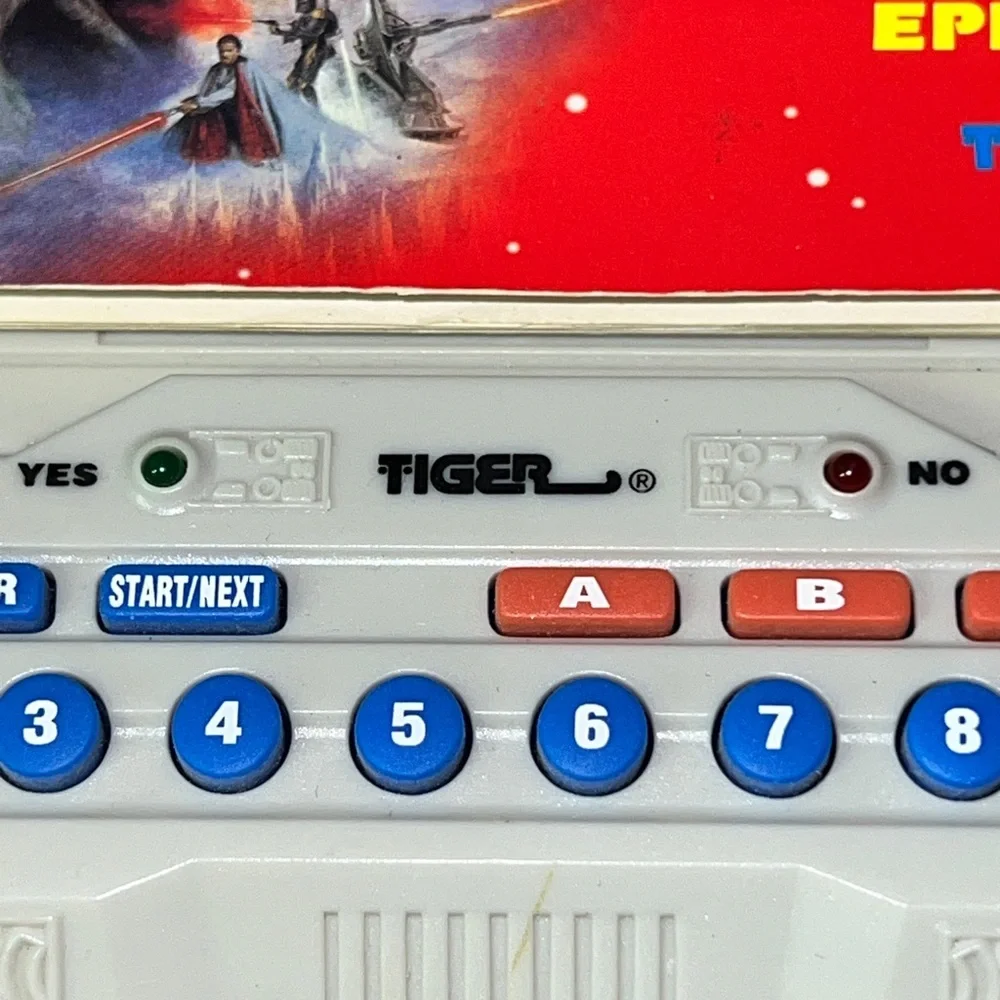 Tiger Electronic Quiz Wiz Star Wars Trilogy Episodes IV V VI Works Vintage 1997